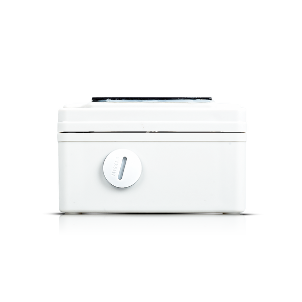 IP67 outdoor enclosure for LoRaWAN devices with solar panel