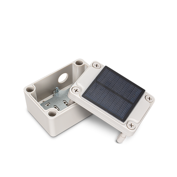 IP67 outdoor enclosure for LoRaWAN devices with solar panel